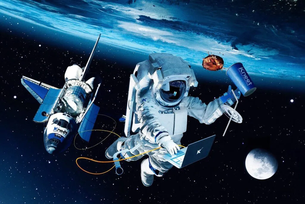 Astronaut in de ruimte
